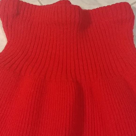 Red sweater skirt - Picture 2 of 2